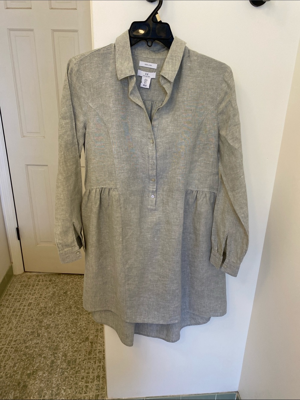 H by Halston Light Gray Linen Tunic with Peplum Waist